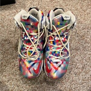 Nike LeBron 12 EXT ‘Prism’